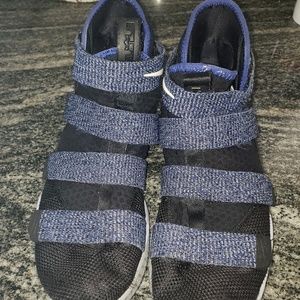 Nike Lebron Soldier 11 - Mens  Size 10